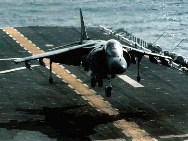 AV-8 Harrier